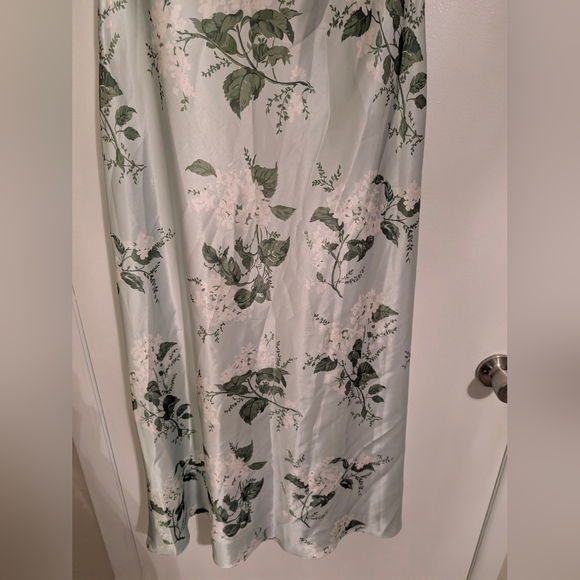 AW Bridal Otillie Floral Satin Maxi Dress in Sage Garden Party Size 10 NWOT - Picture 5 of 8